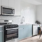 Upstay Newly Renovated Apartment